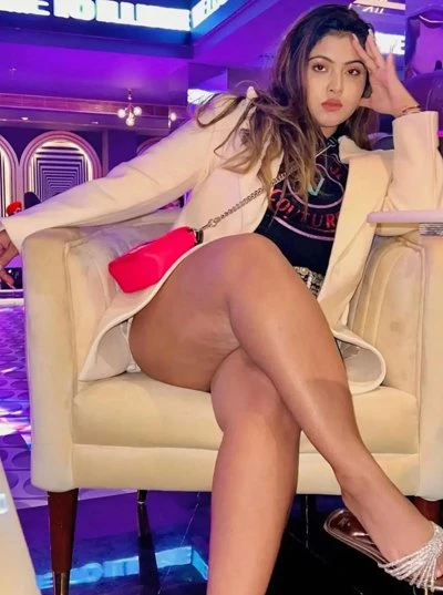 Genuine Service Available Meeting Delhi – Indian escort in New Delhi — 1 / 3