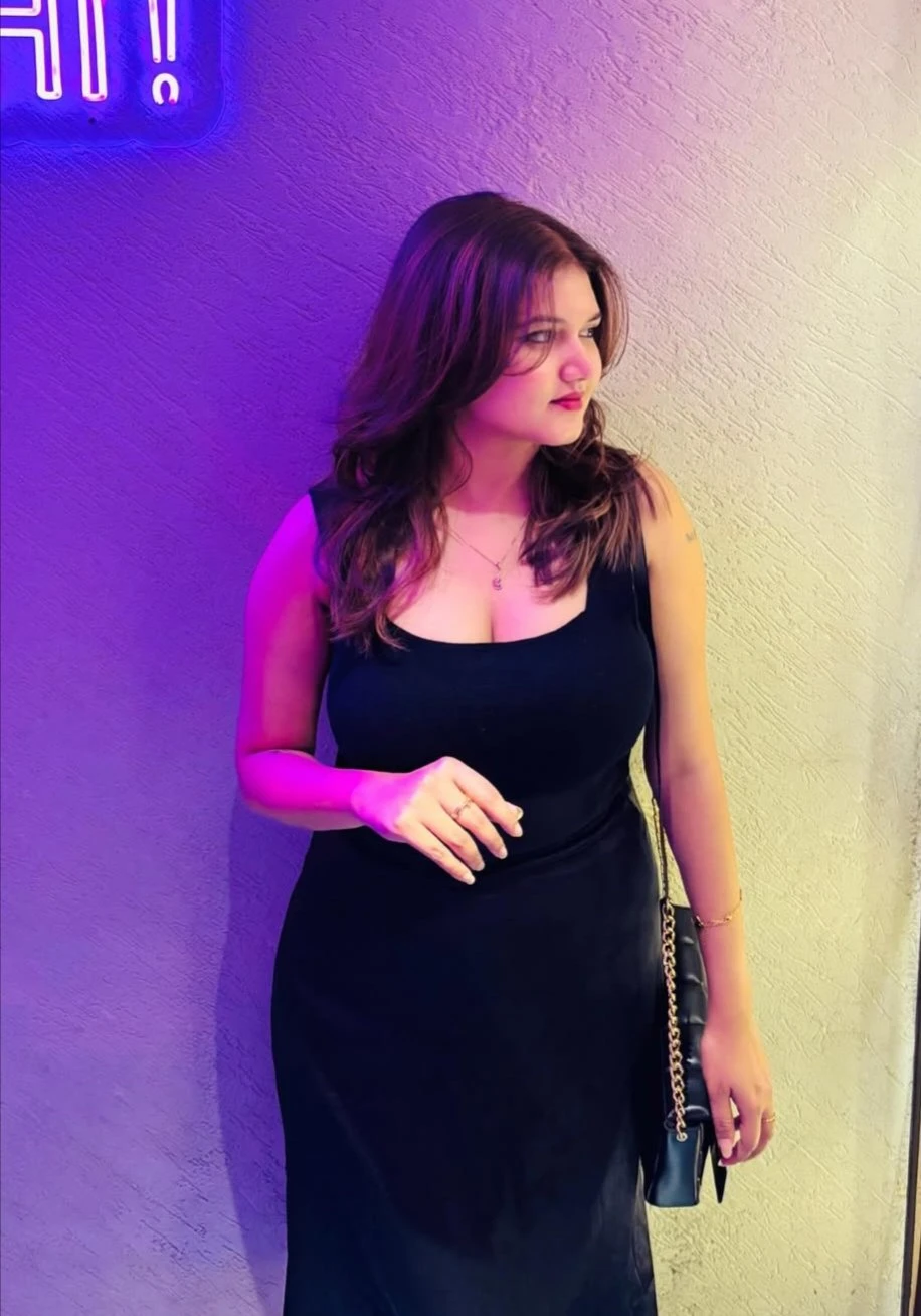 Yasmin Gadwal – Indian escort in Mumbai — 2 / 3