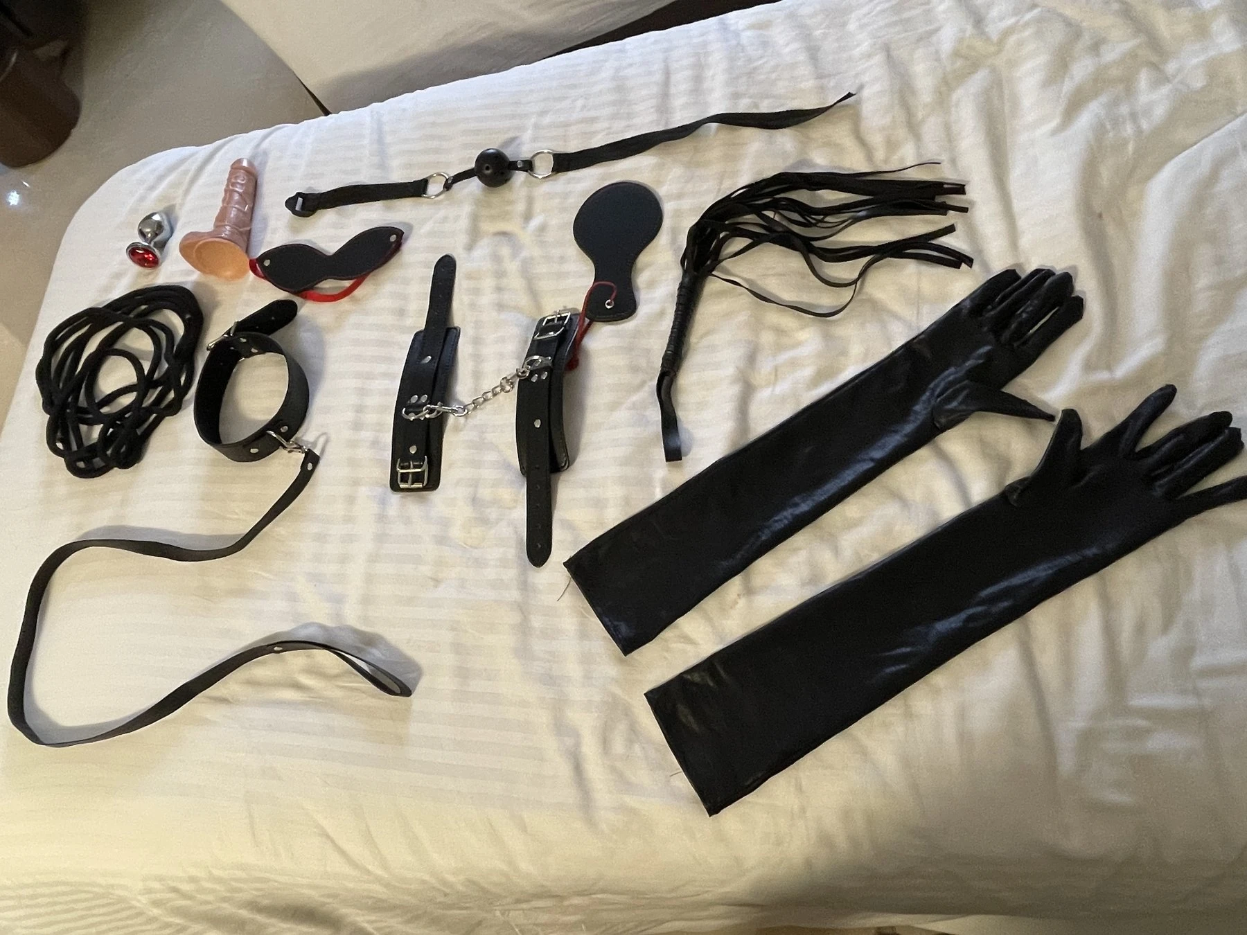 MARIA: The Forbidden Fantasy – Mexican escort in Mumbai — 18 / 28