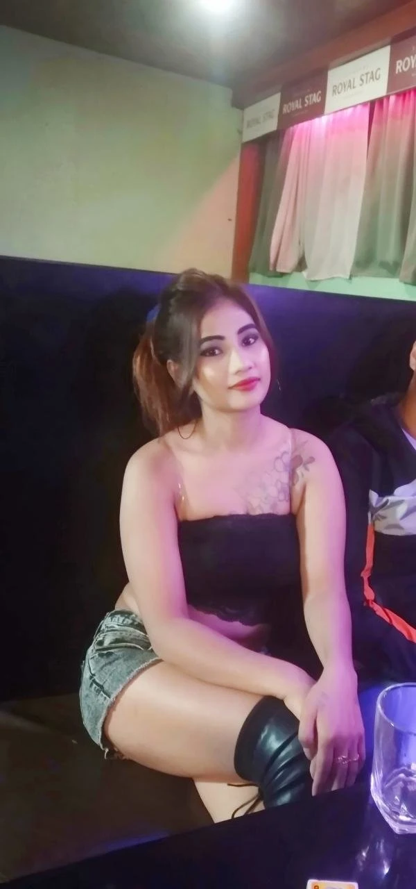 Miss Priya – escort in Mumbai — 2 / 3