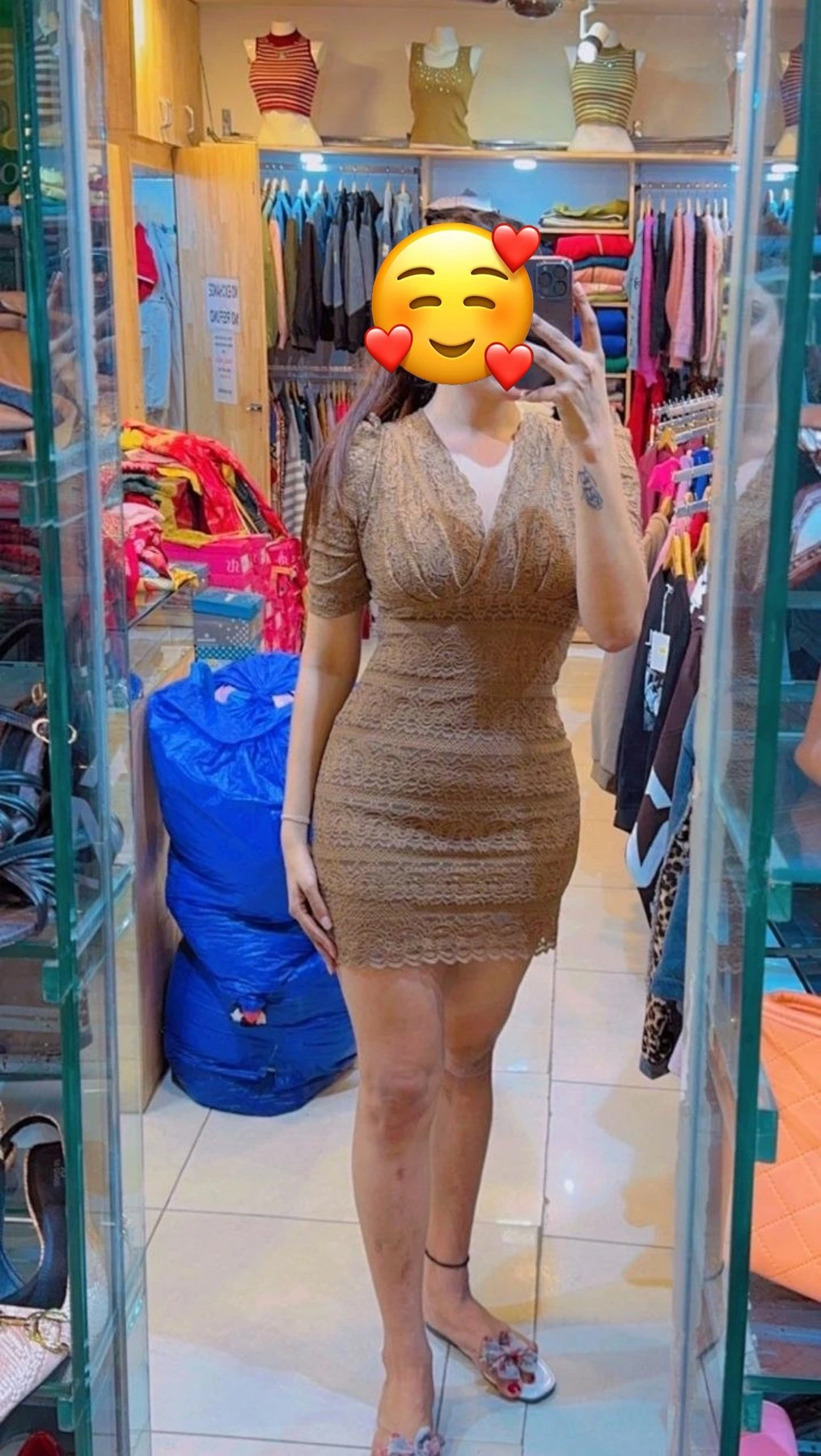 Alina Just landed – escort in Hyderabad — 3 / 5