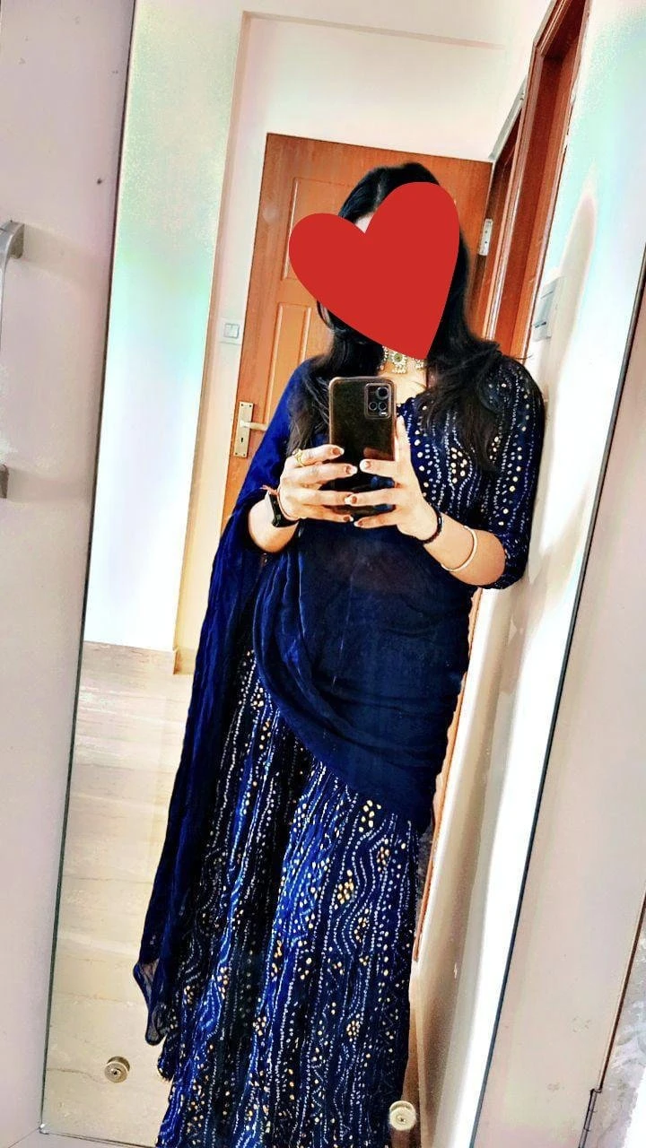 i am Deepti Alone for cam & meet – Indian escort in New Delhi — 6 / 12