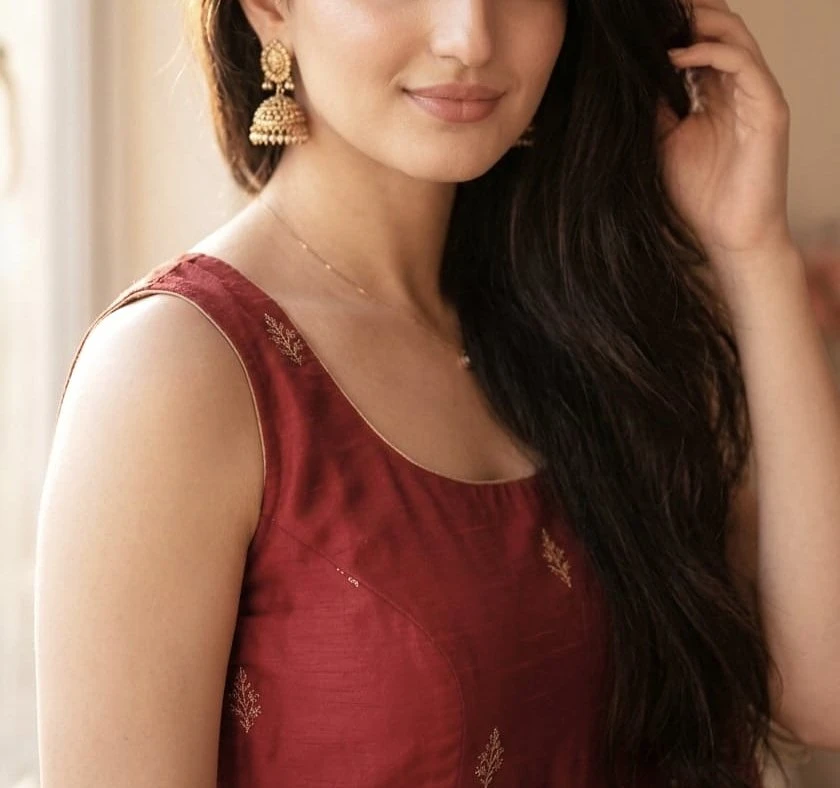 92893/88713 Independent Supriya Banerjee – Indian escort in Kolkata — 7 / 9
