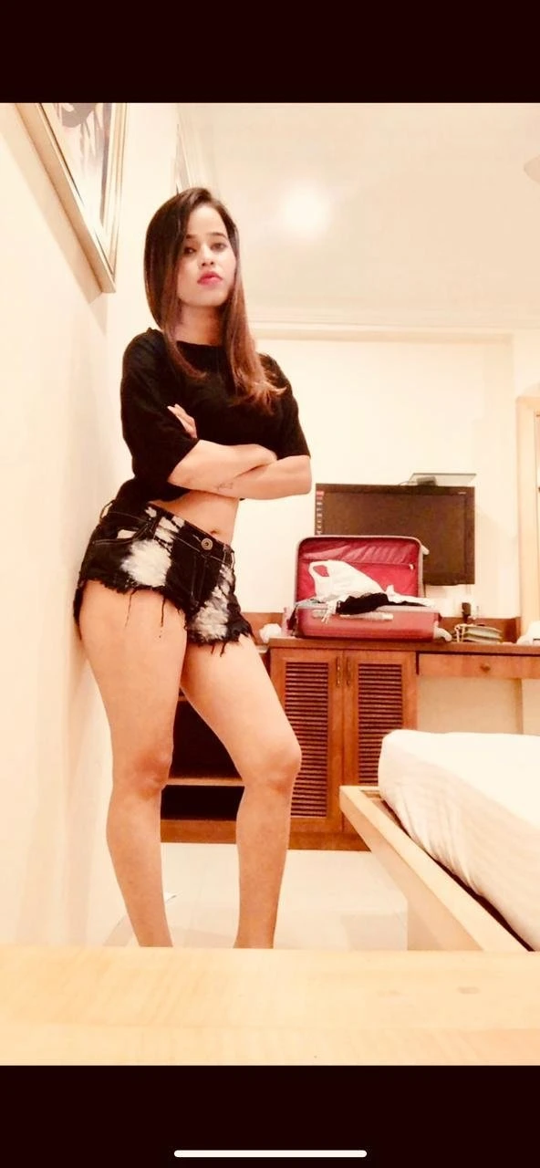 Tannu Koor – Indian escort in Mysore — 3 / 5