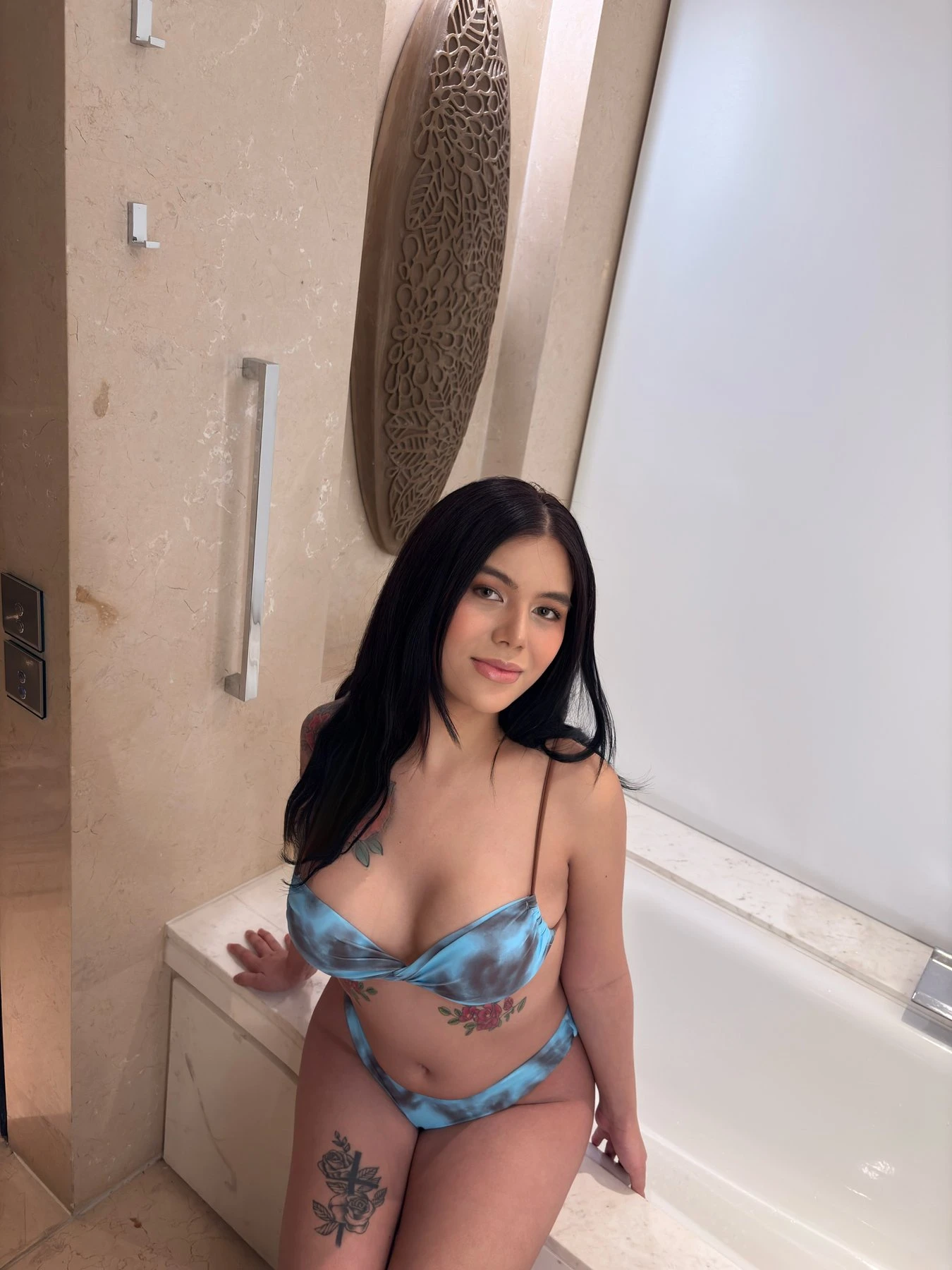 Shantal – Filipino escort in Macao — 23 / 24