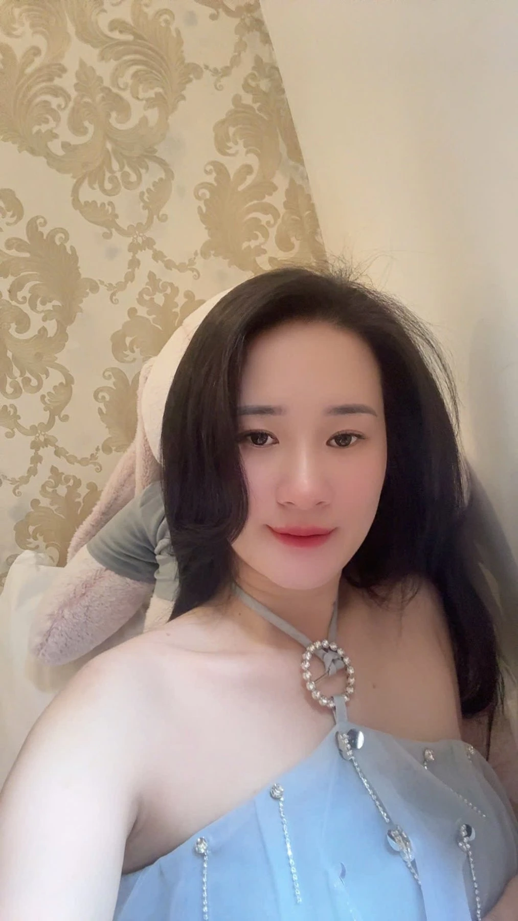 TUỆ NHI FULL SEX – Vietnamese escort in Da Nang — 16 / 22