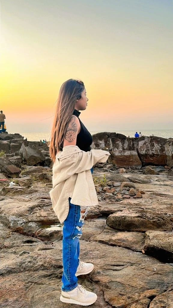 I'm Alisha Independent Girl Book Now – Indian escort in Hyderabad — 2 / 6