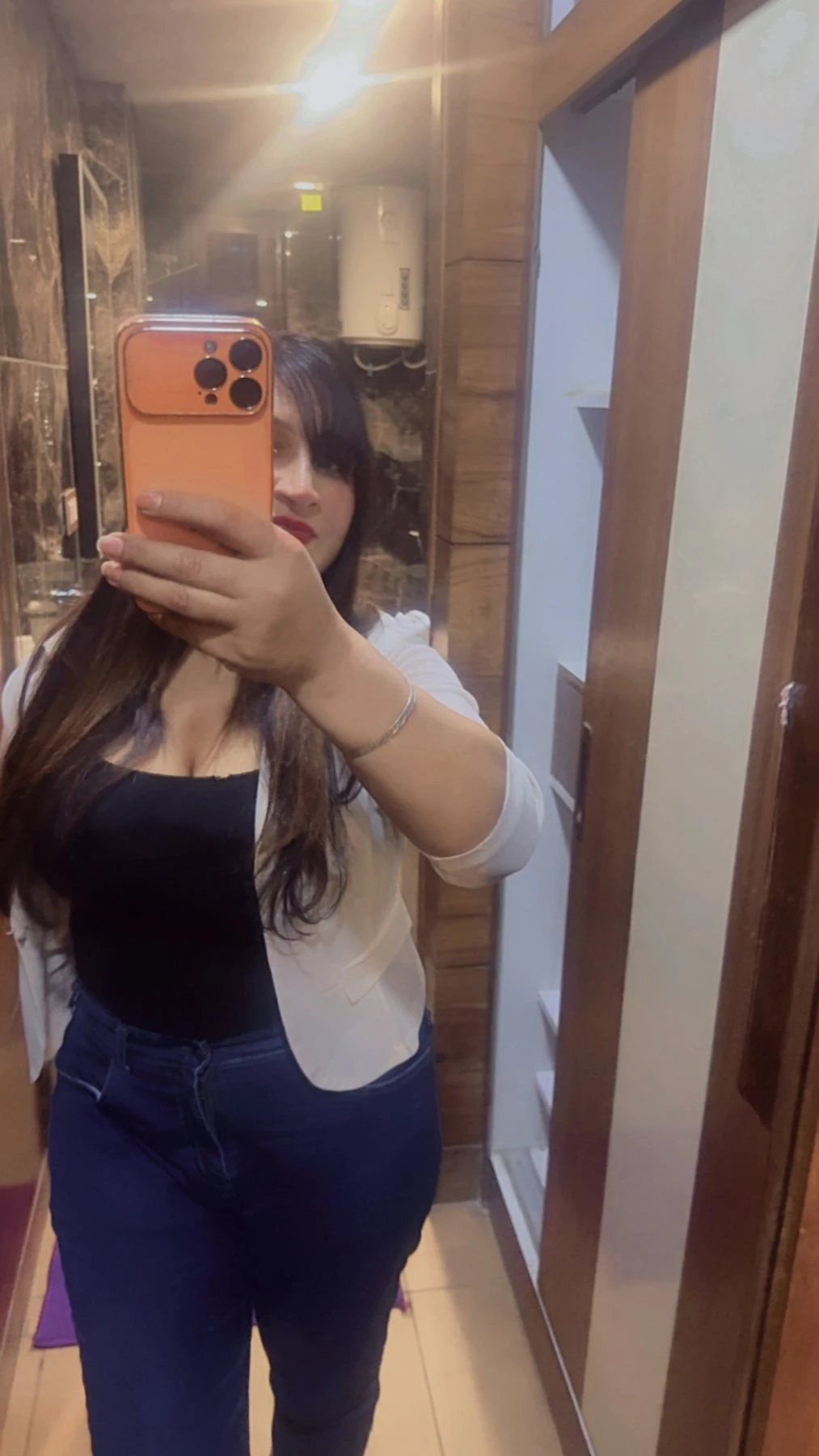 Vaani – Indian escort in New Delhi, Escort, New Delhi
