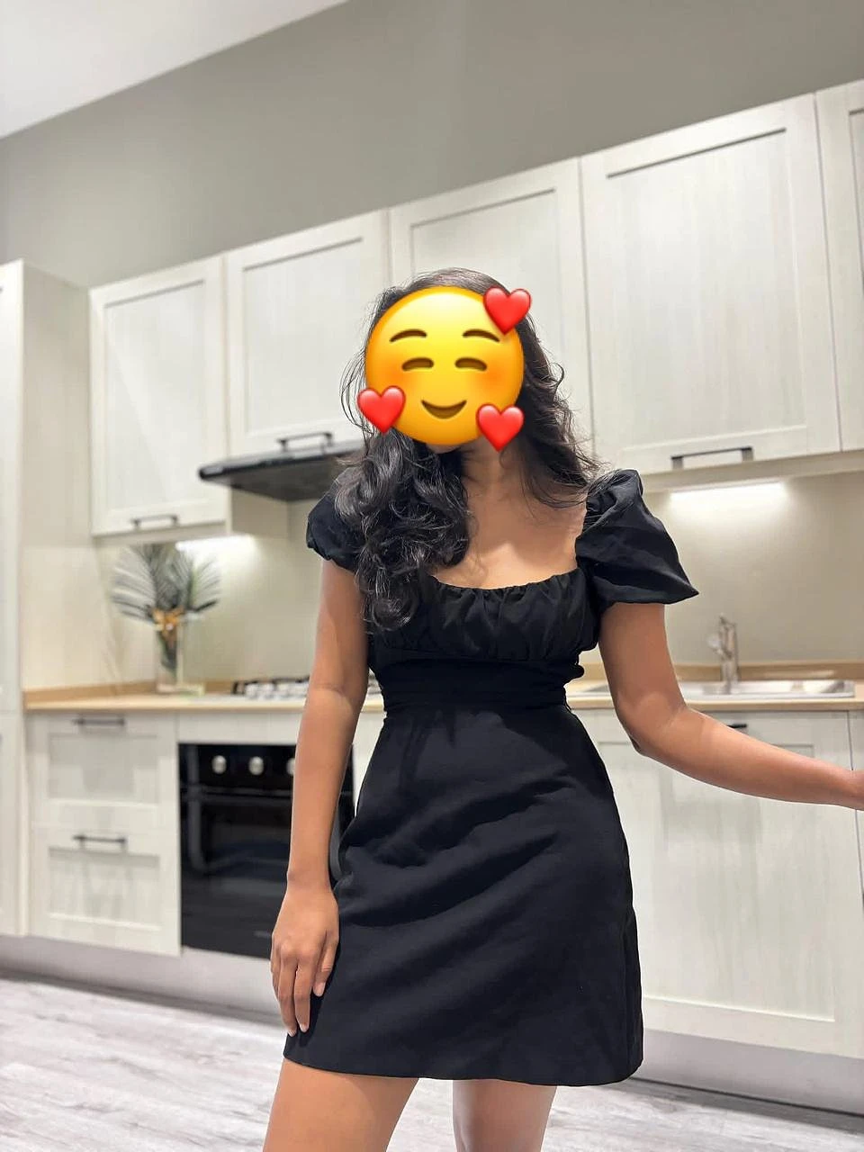 Taniya – Sri Lankan escort in Colombo — 2 / 4