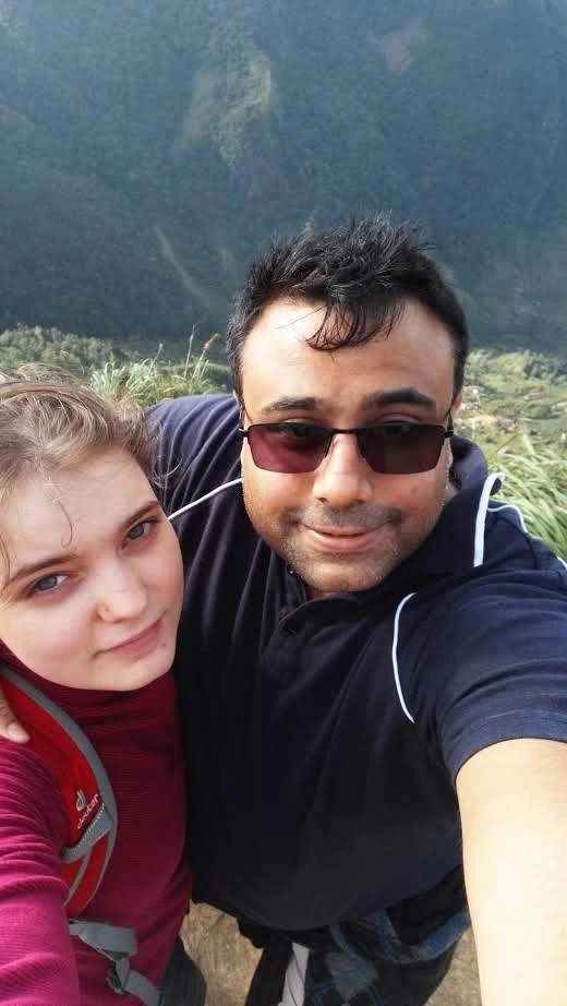 Lea and Vinod – German dominatrix in Colombo — 3 / 4