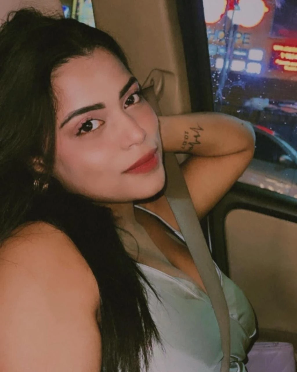 Raghini Sharma Escorts – Indian escort in Nagpur — 4 / 7