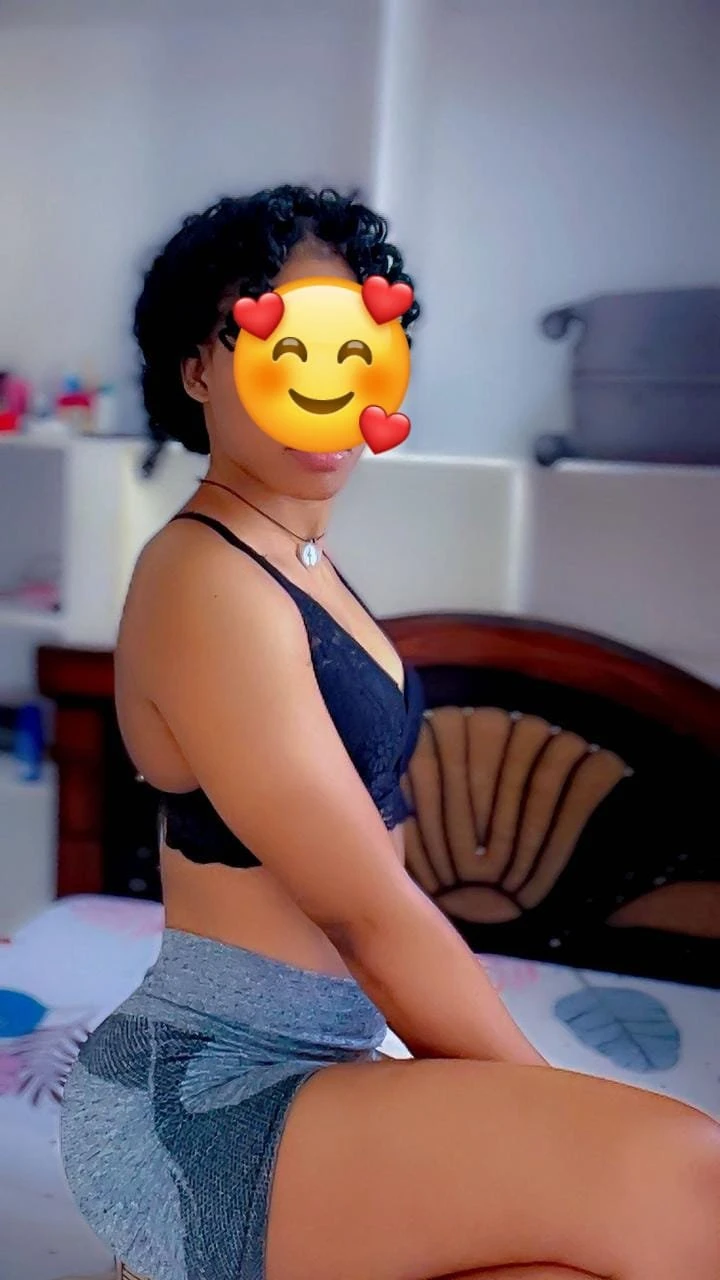 Bouncy lollipop booty Arielle – South African escort in Hyderabad — 4 / 7