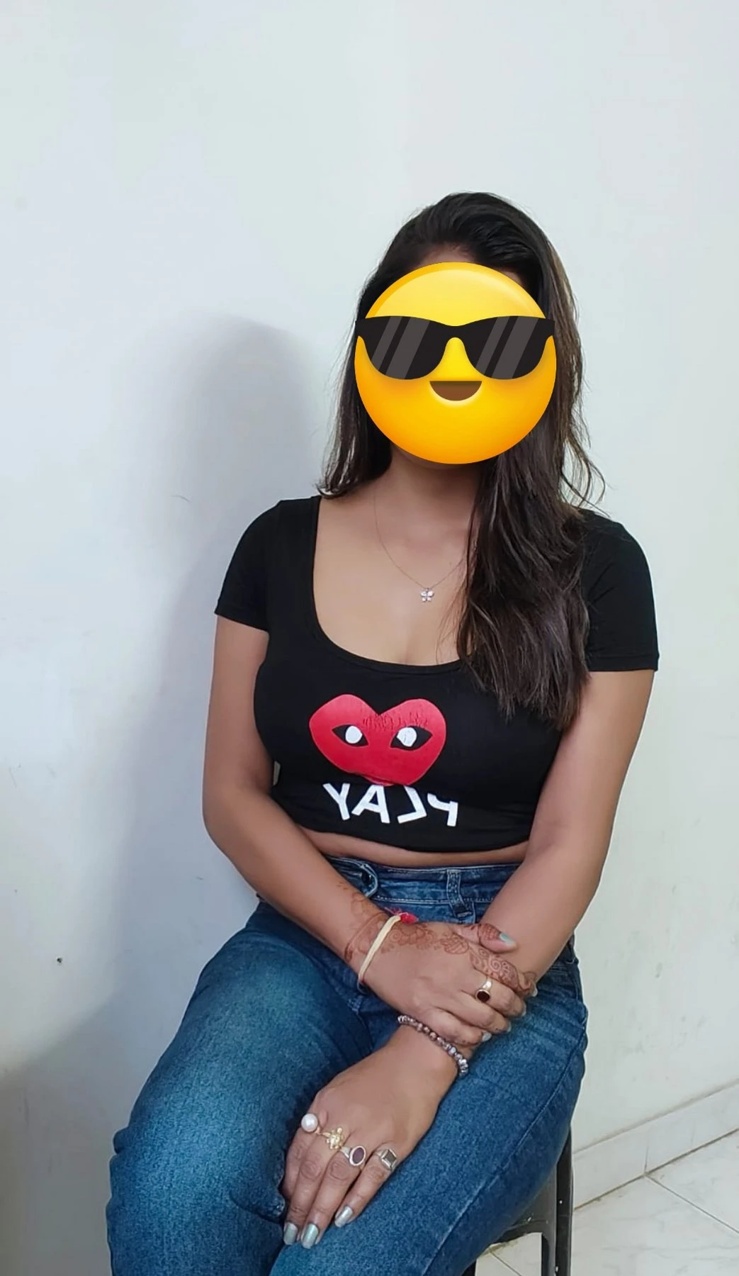 Riya Indipendent – Indian escort in Hyderabad — 2 / 3