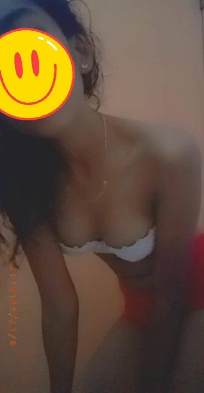 Mayuri Collage Girl – escort in Colombo — 3 / 4