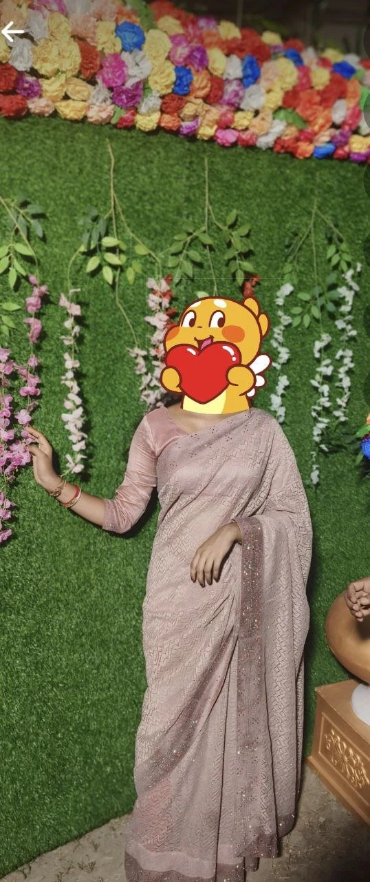 Rima Das – Indian escort in Kolkata — 2 / 3