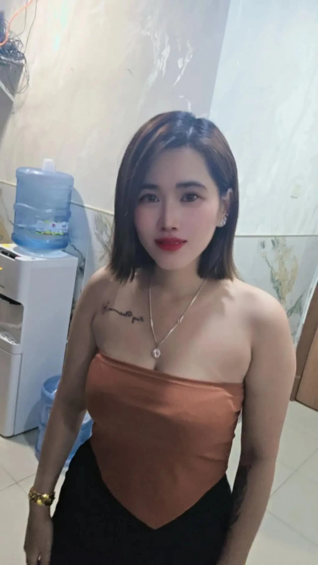 Sotia – Vietnamese escort in Da Nang — 2 / 3