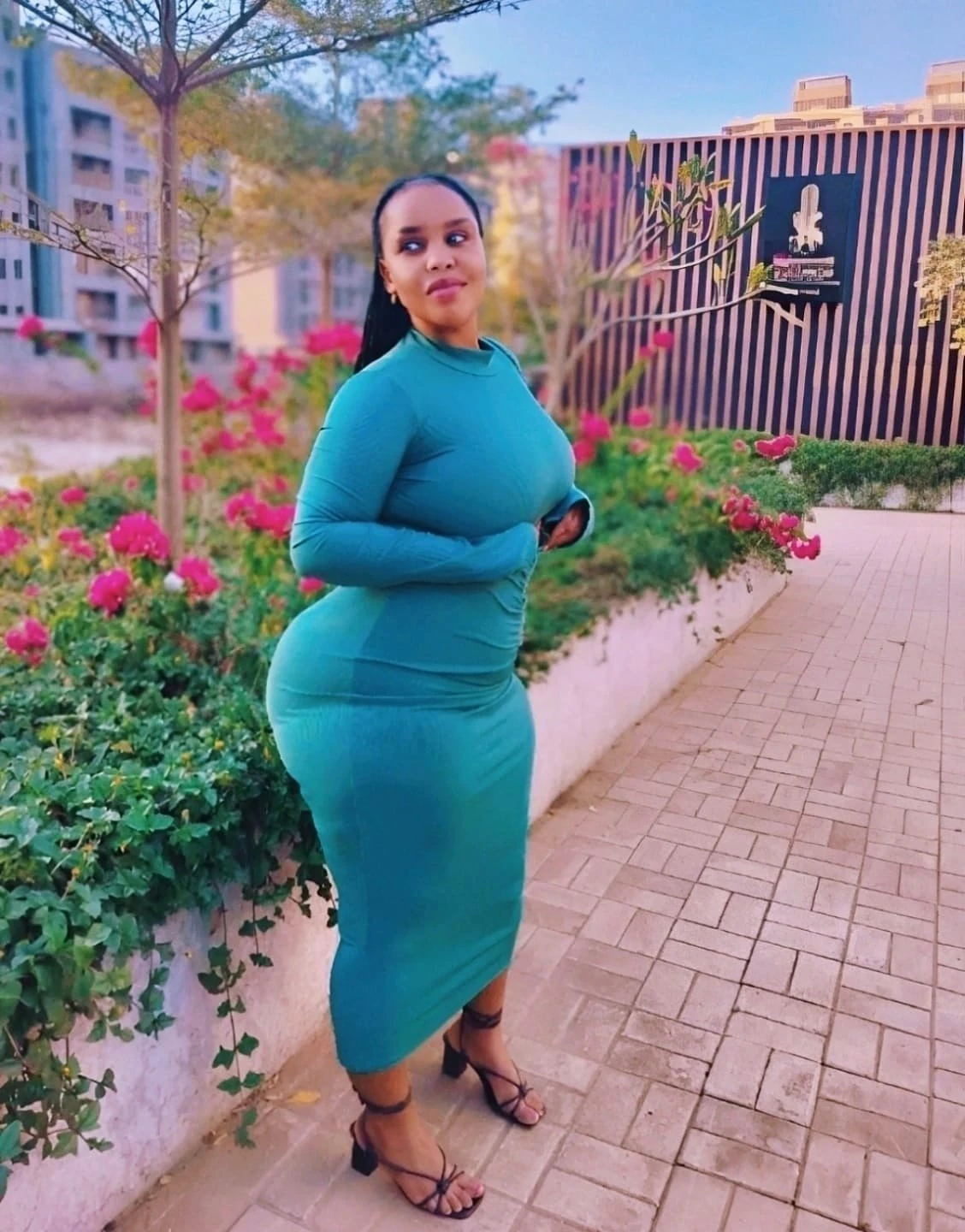 Remmy – South African escort in Pune — 11 / 14