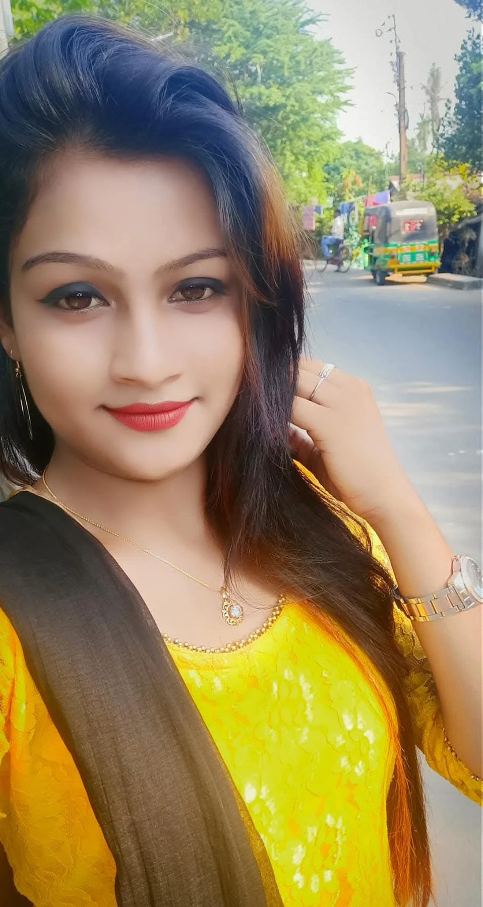 //Independent// Meet and Cam// – Indian escort in Kolkata — 2 / 5