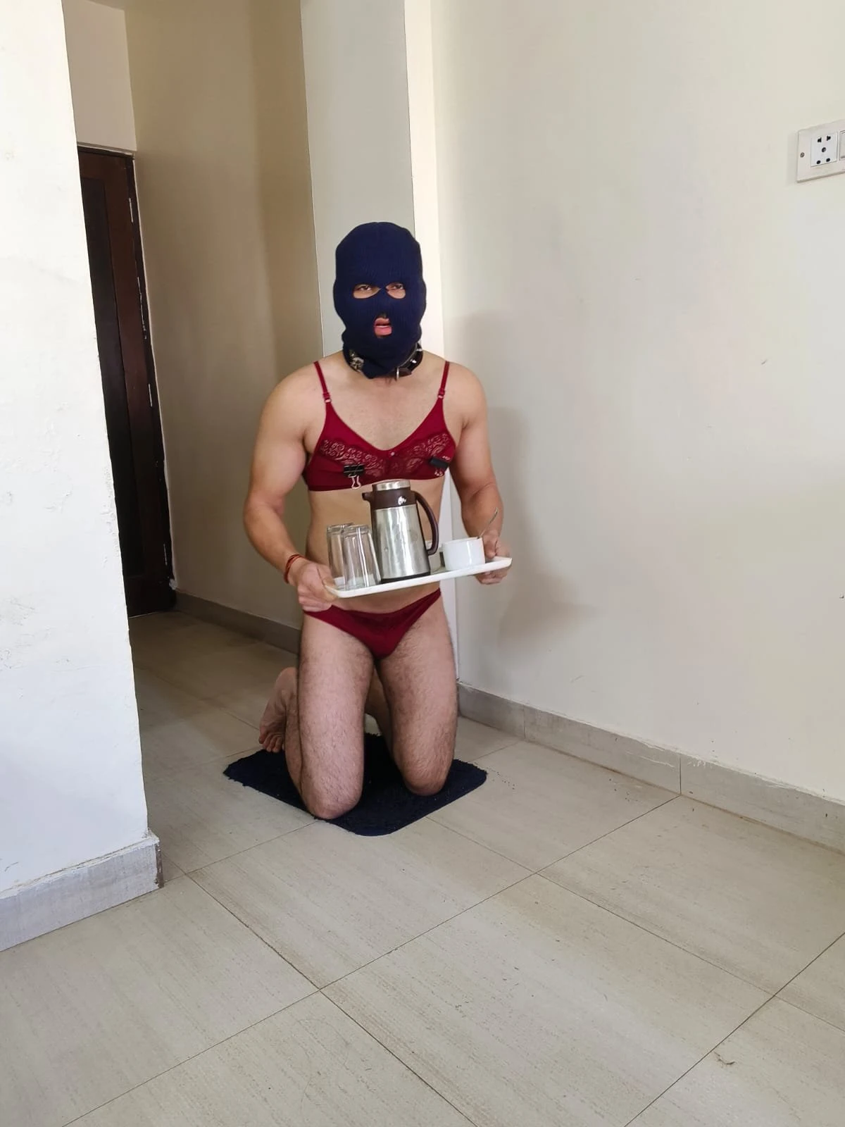 Mistress Shruti – Indian escort in New Delhi — 18 / 25
