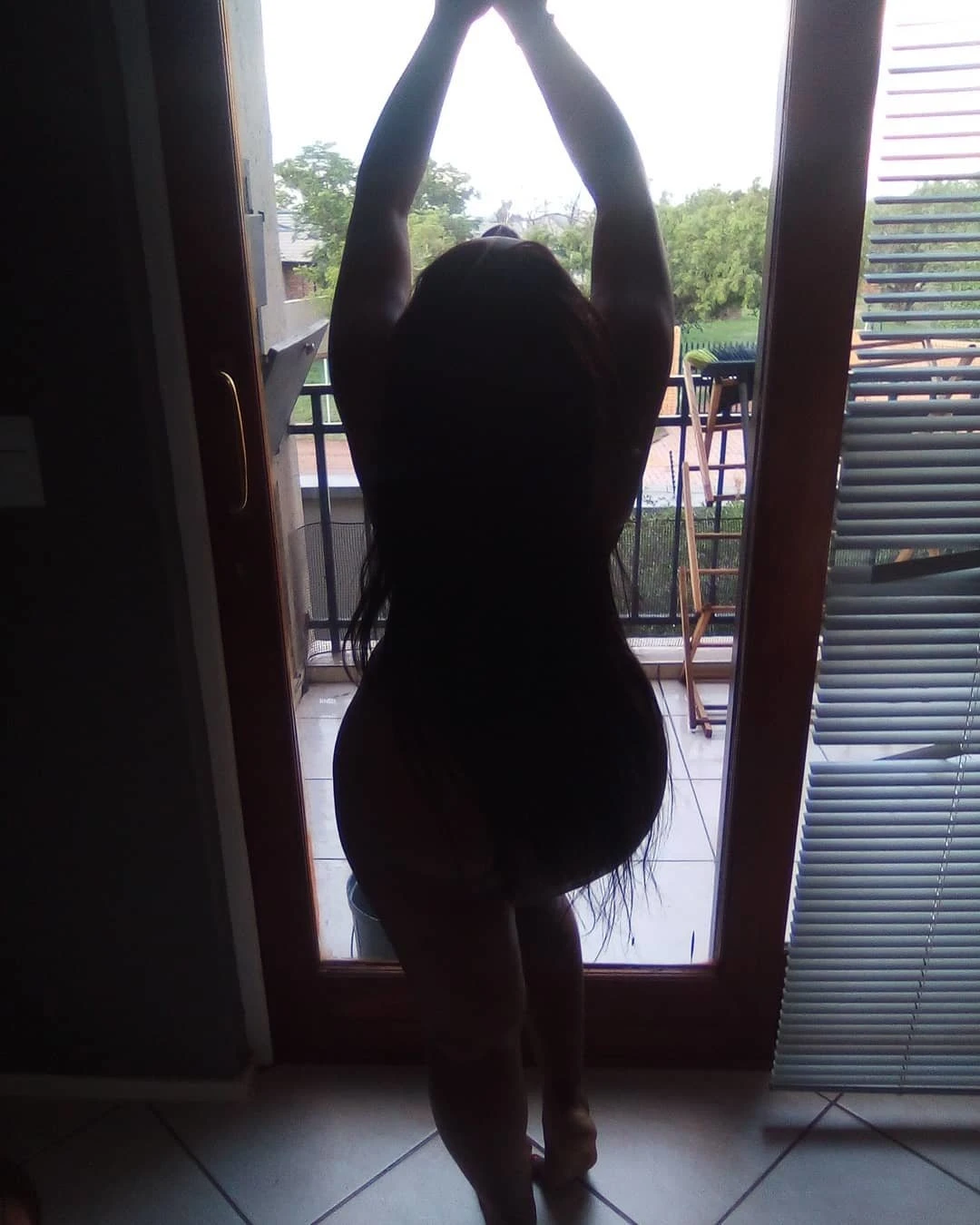 Modern Goddess – South African escort in Beirut — 3 / 4