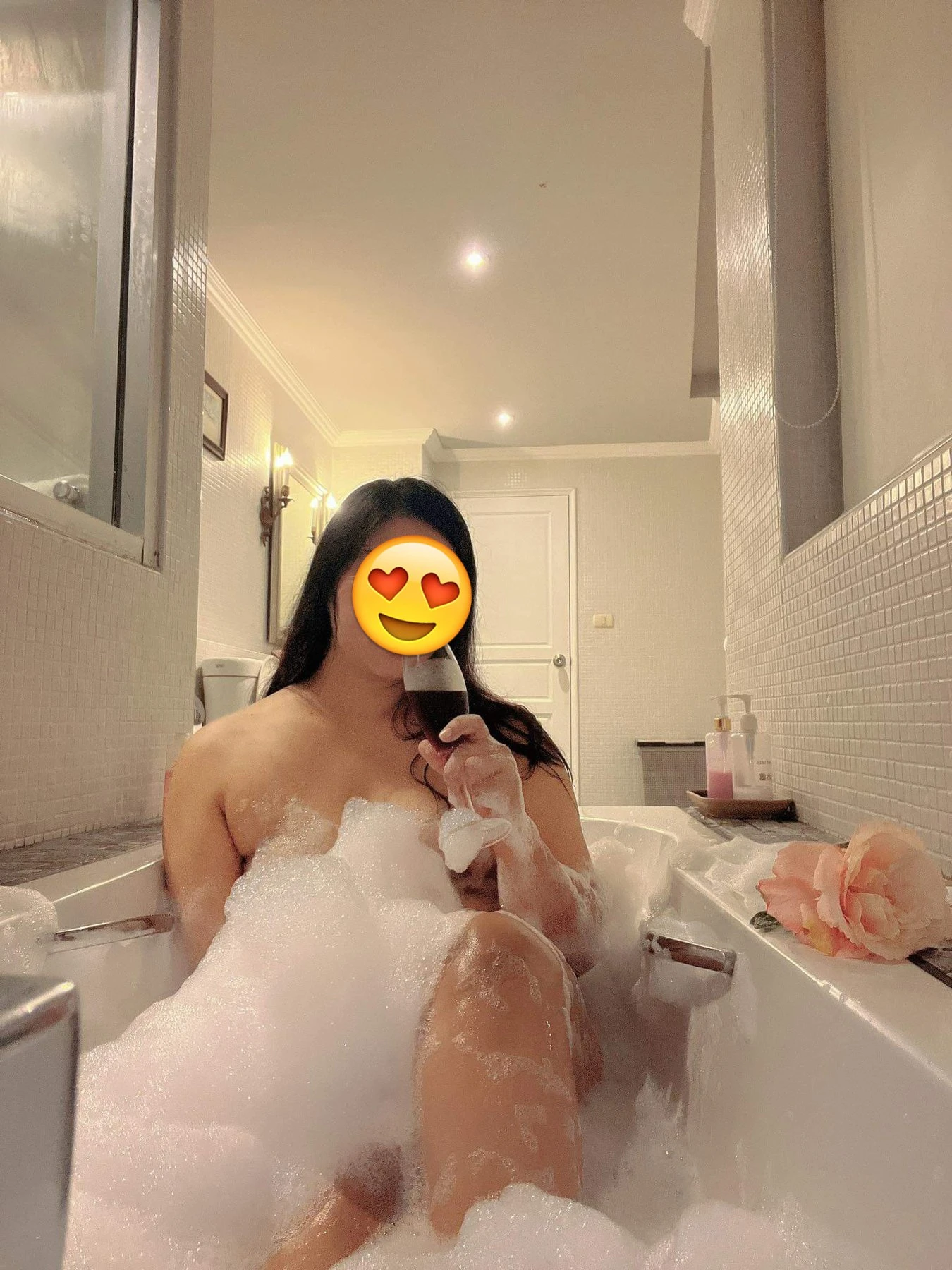 sweet chubby Thailand Lady – Thai escort in Hyderabad — 4 / 8