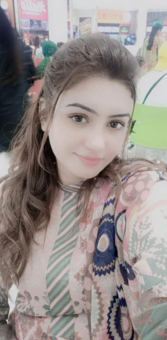 Maya Ali – Pakistani escort in Lahore — 4 / 11