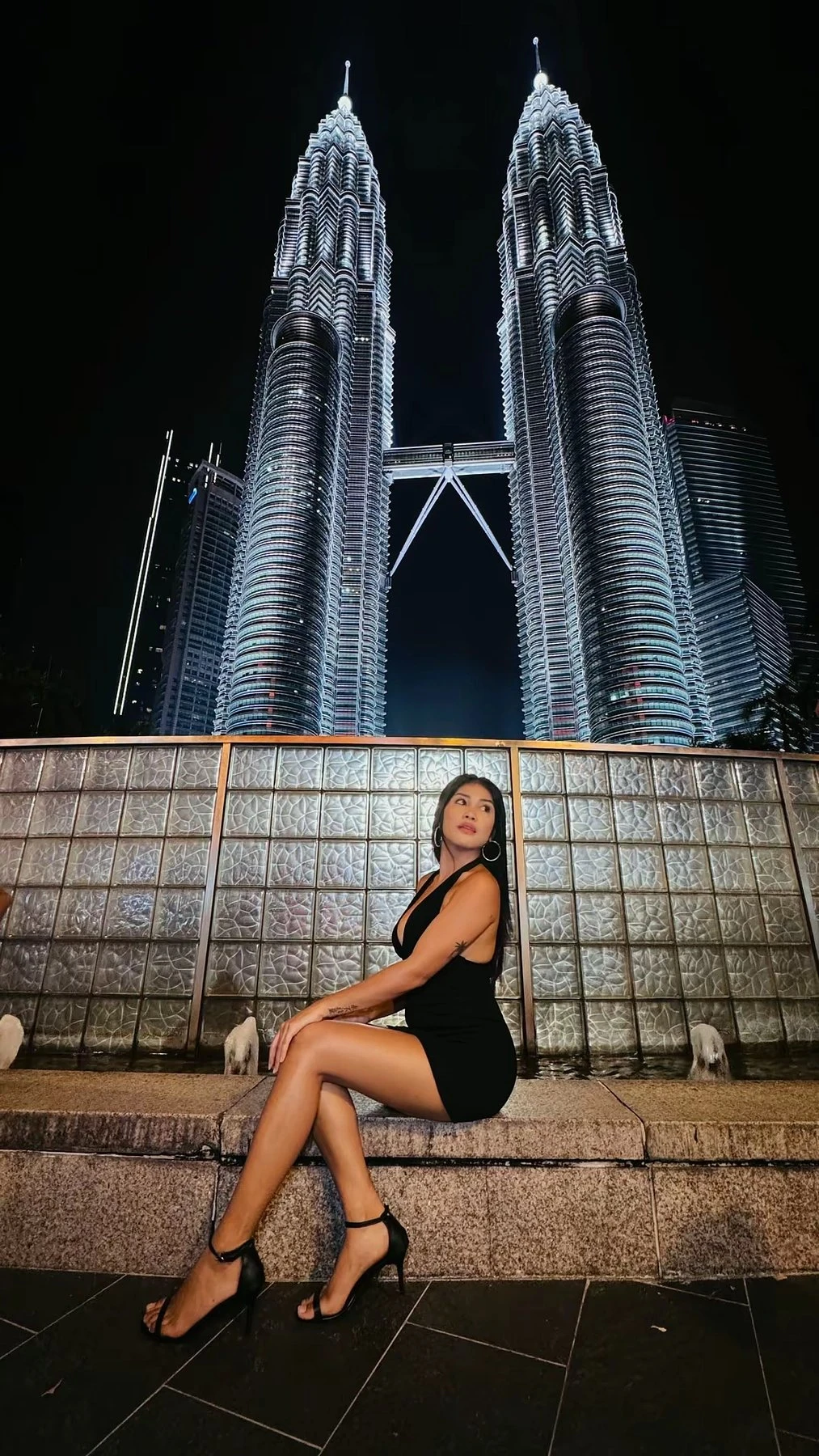 Ella – Filipino escort in Ho Chi Minh City — 6 / 7