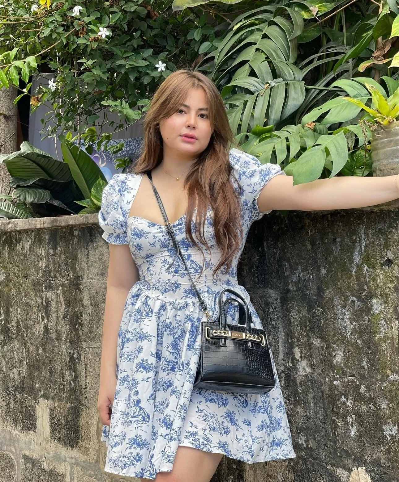 Yumi – Filipino escort in Mumbai — 5 / 14