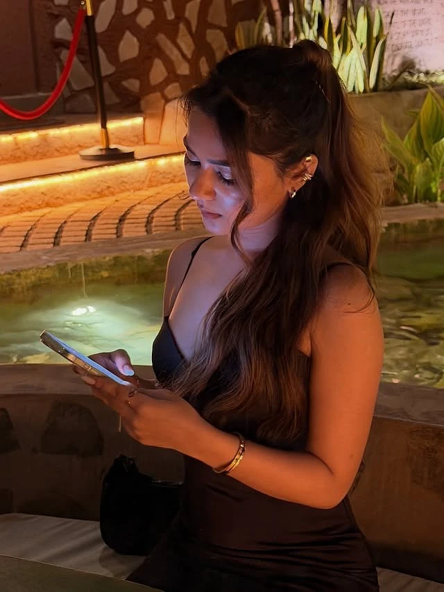 Pallavi – Indian escort in Hyderabad — 5 / 7