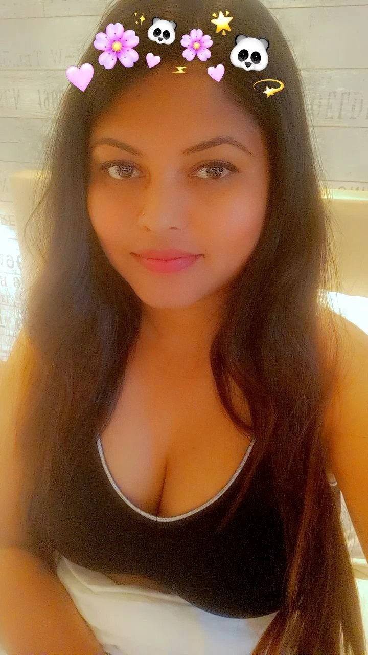 REAL escorts Independent Girl Real Meet – Indian escort in Pune — 4 / 6