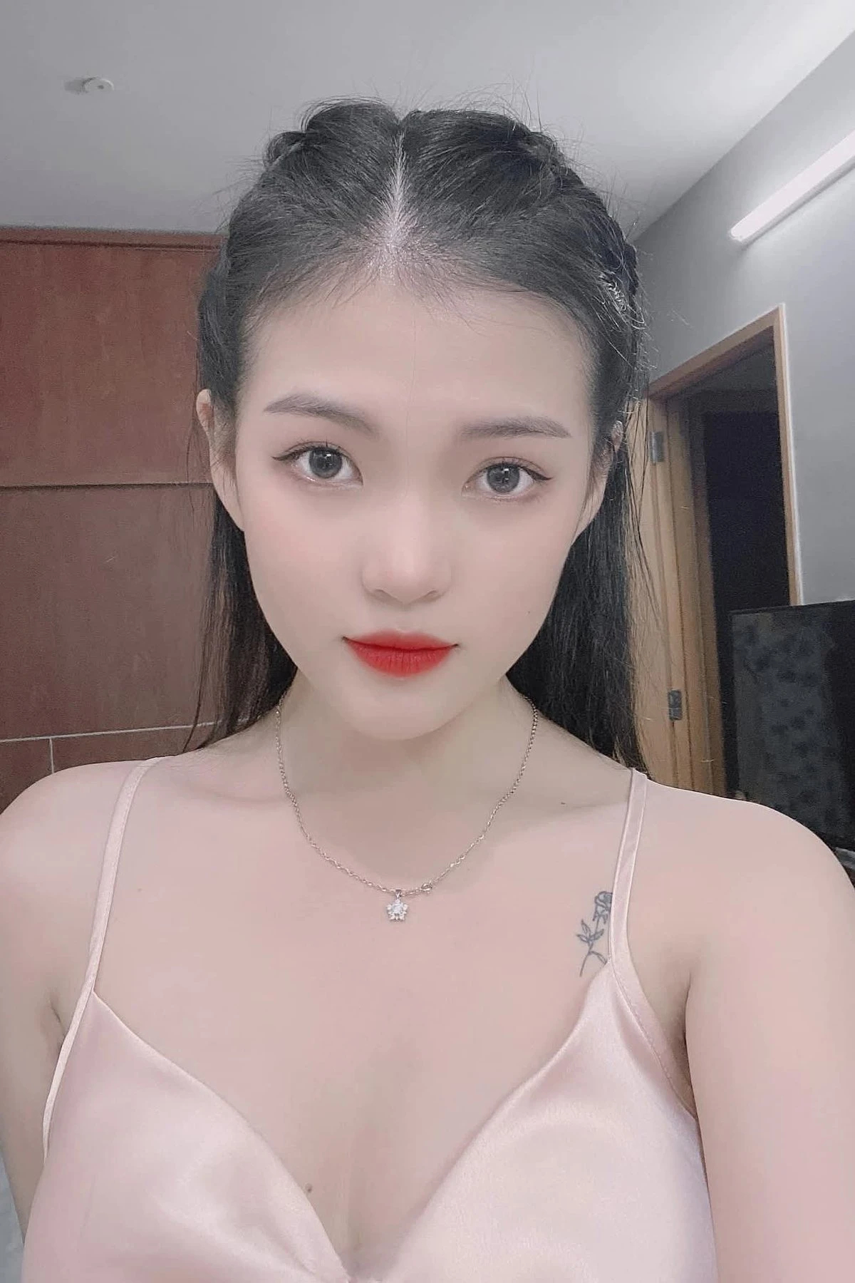 Milina – Filipino escort in Kathmandu — 20 / 23