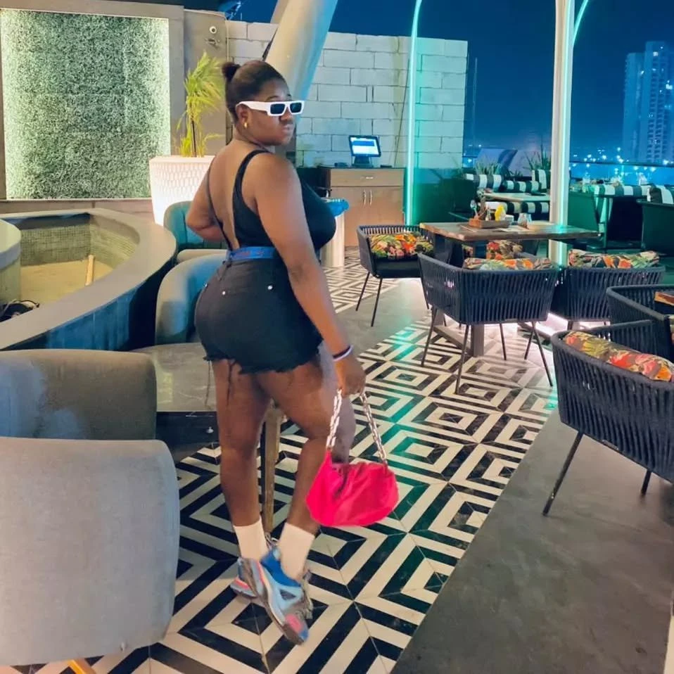 Juicy Lala – Nigerian escort in Noida — 3 / 4