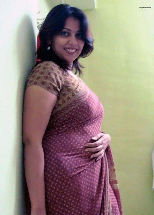 Rita – Indian escort in Mumbai — 2 / 3