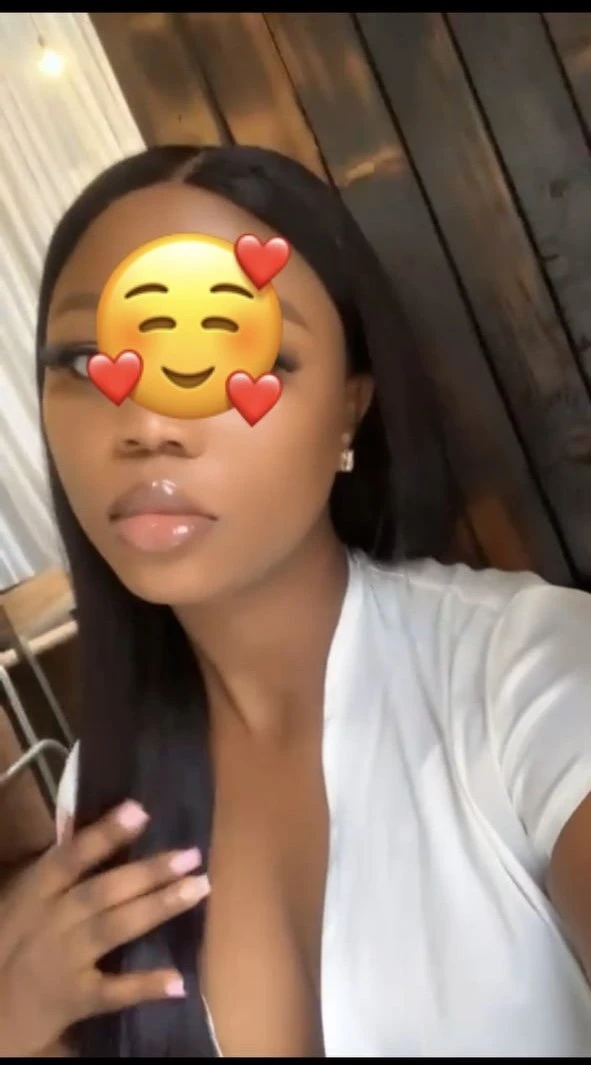 Mimi – Ghanaian escort in Lomé — 3 / 5
