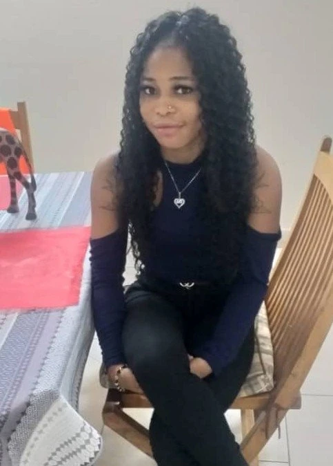 Frida – Nigerian escort in Abidjan — 4 / 6