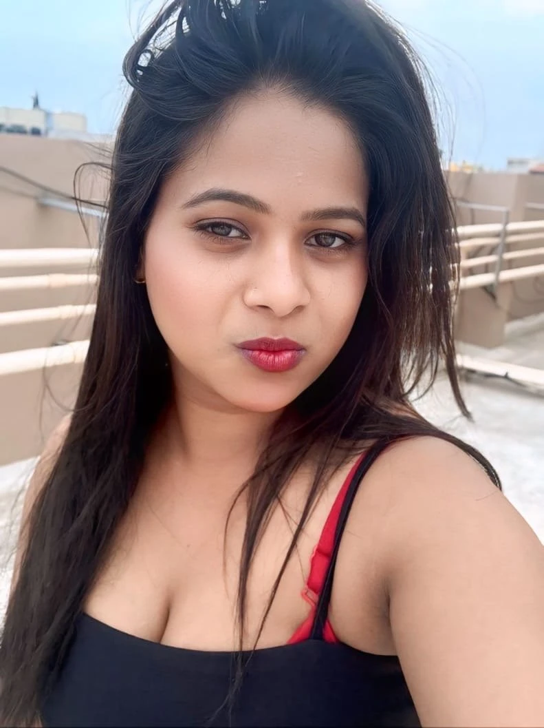 Soniya Independent Service – Indian escort in Pune — 3 / 5