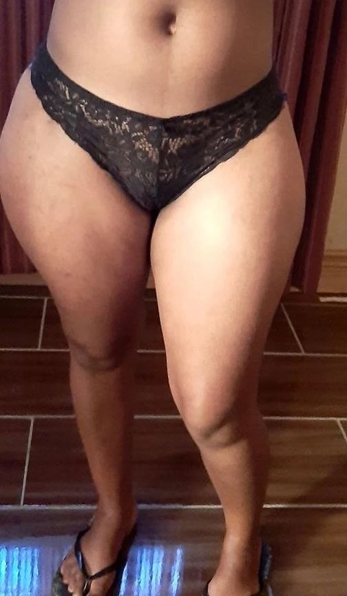 Pussy Queen Essie – Ugandan adult performer in Kampala — 4 / 18