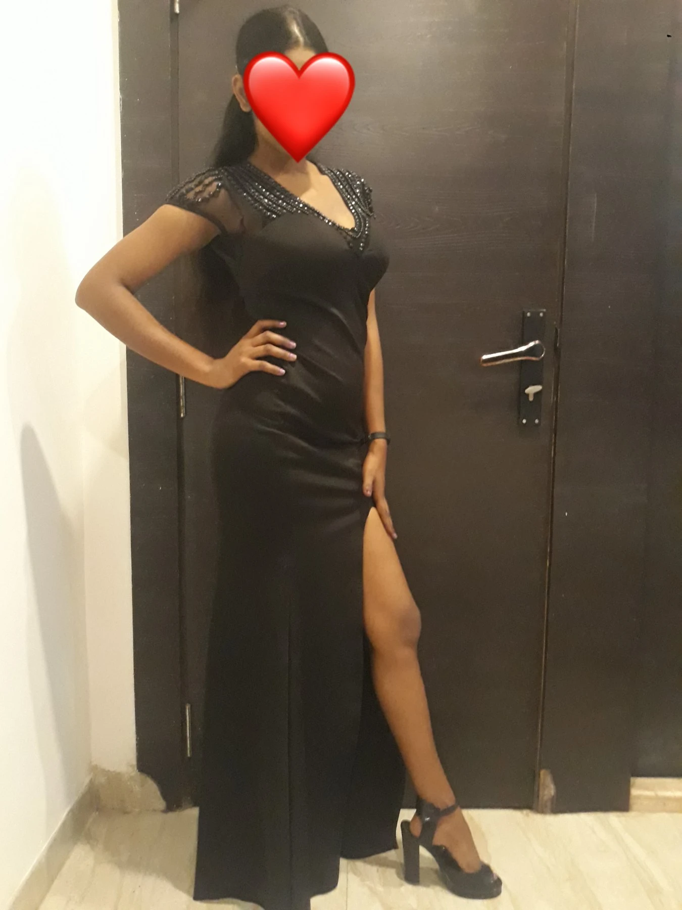 Real Meet and Cam Show – Indian escort in Nagpur — 3 / 9
