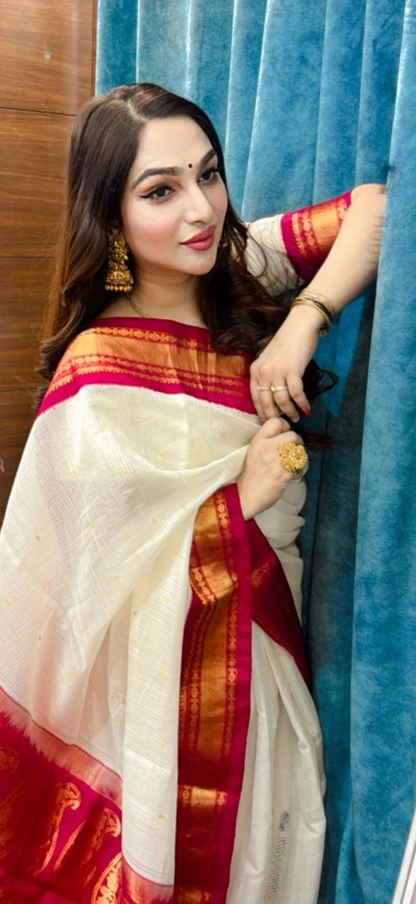 Miss Sneha – Indian escort in Pune — 7 / 31