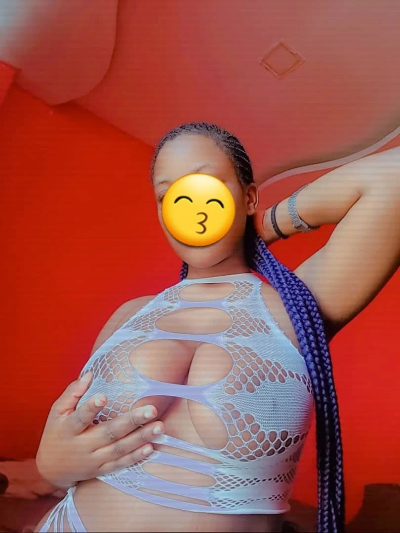 Juicy papaya boobs Bella/chocolate booty – South African escort in Mumbai — 4 / 18