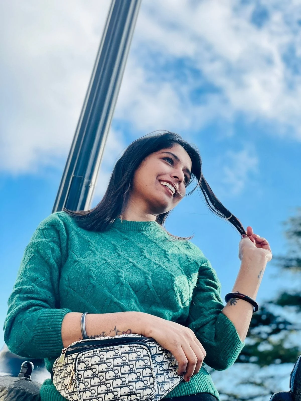 Sanjana – Indian escort in Pune — 2 / 4
