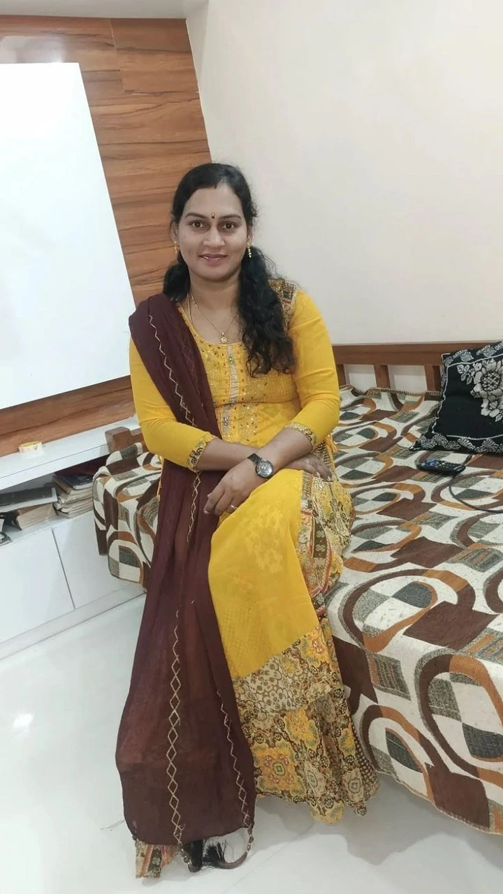 Rajeshwari Contact Me Anal and Oral Sex – Indian escort in Hyderabad — 4 / 6