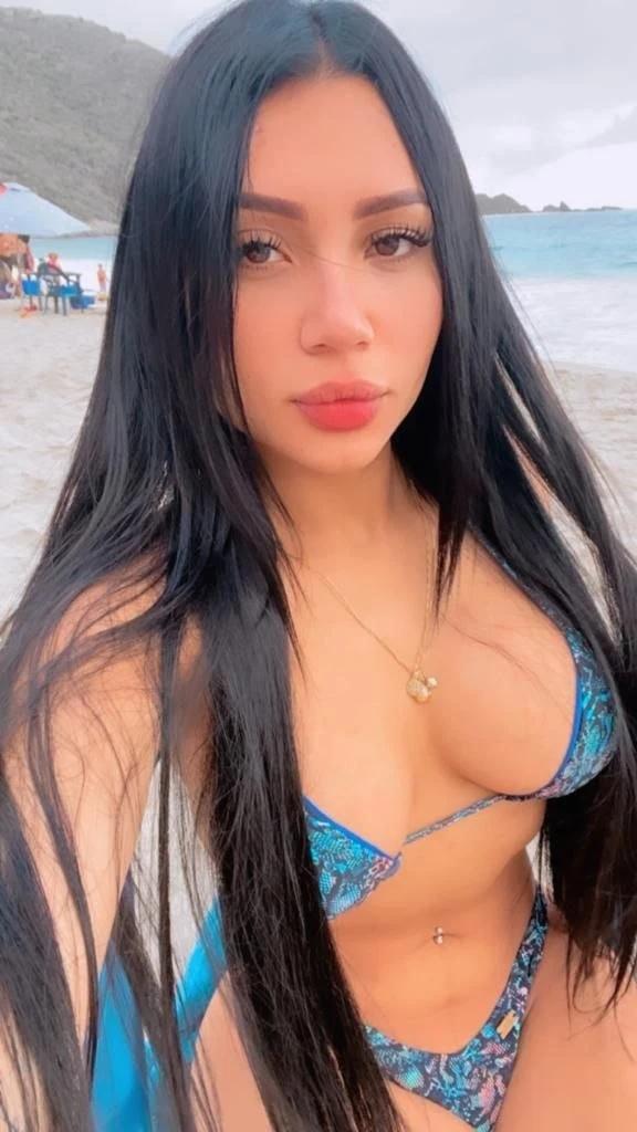 Mandy – Venezuelan escort in Beirut — 3 / 8