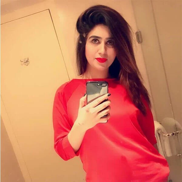 Iram Butt – Pakistani escort in Karāchi — 7 / 10