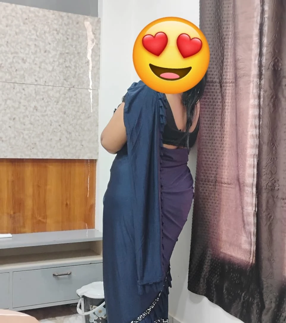 Simran Kuar 742/810/7507 – Indian escort in New Delhi — 1 / 2