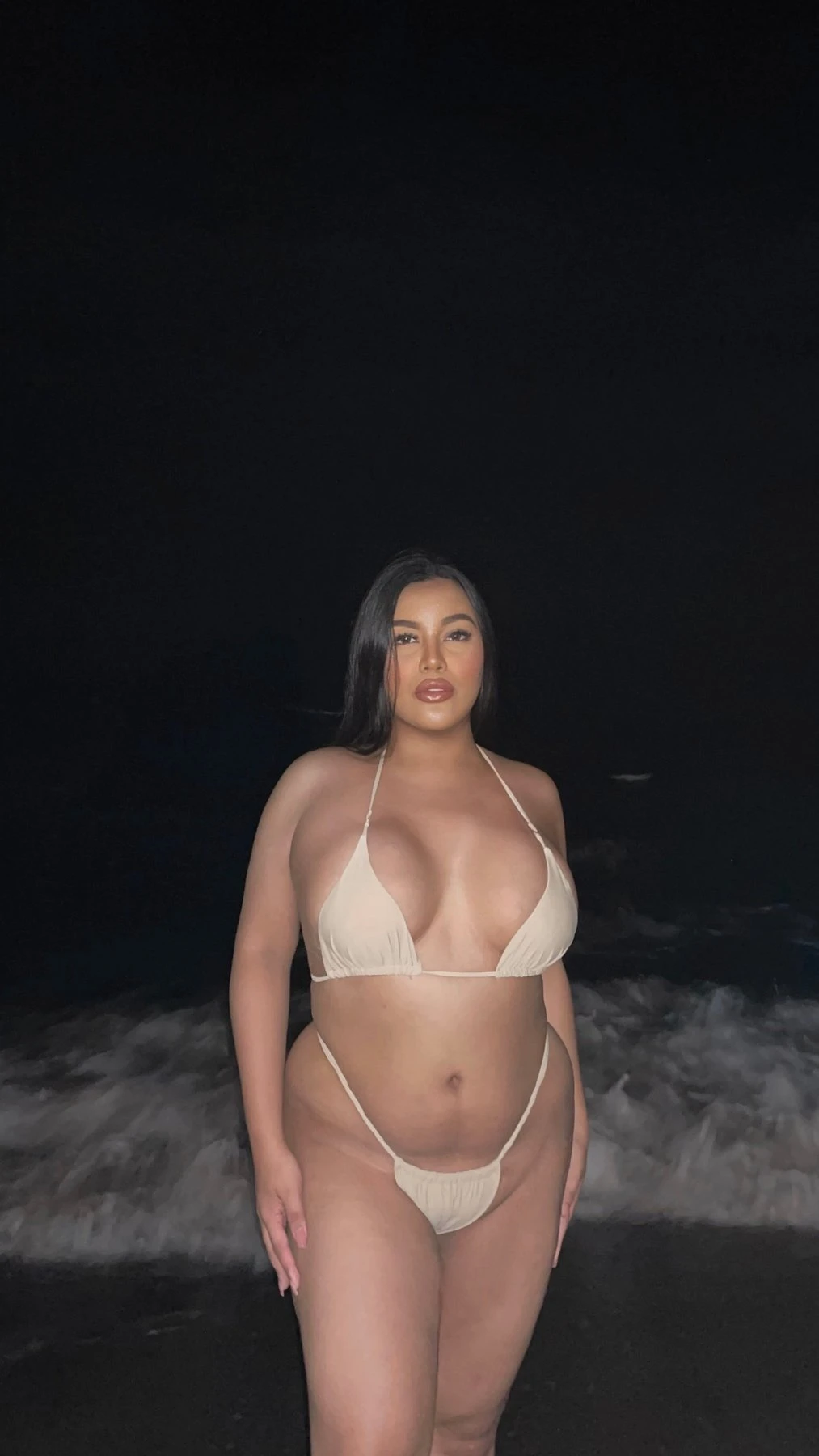 The girl you always wanted / Gigi – Mexican escort in Ho Chi Minh City — 26 / 31