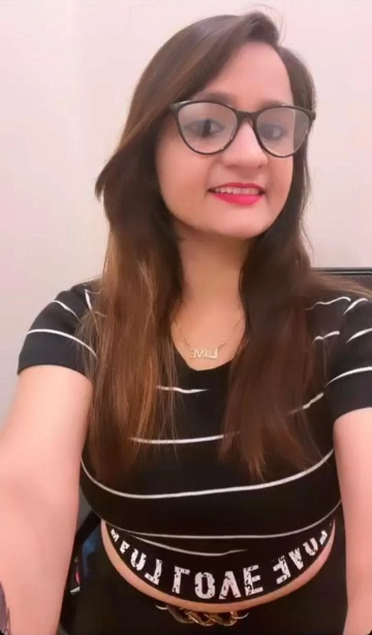 Supriya – Indian escort in Hyderabad — 5 / 15