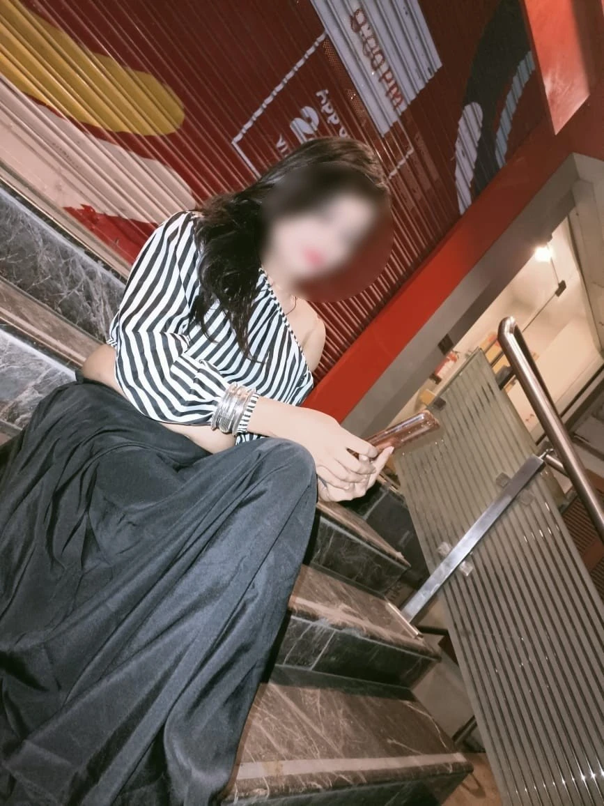 Sofia Singh – Indian escort in New Delhi — 2 / 11