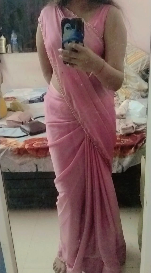 Nezuko Chan – Indian escort in Mumbai — 2 / 5