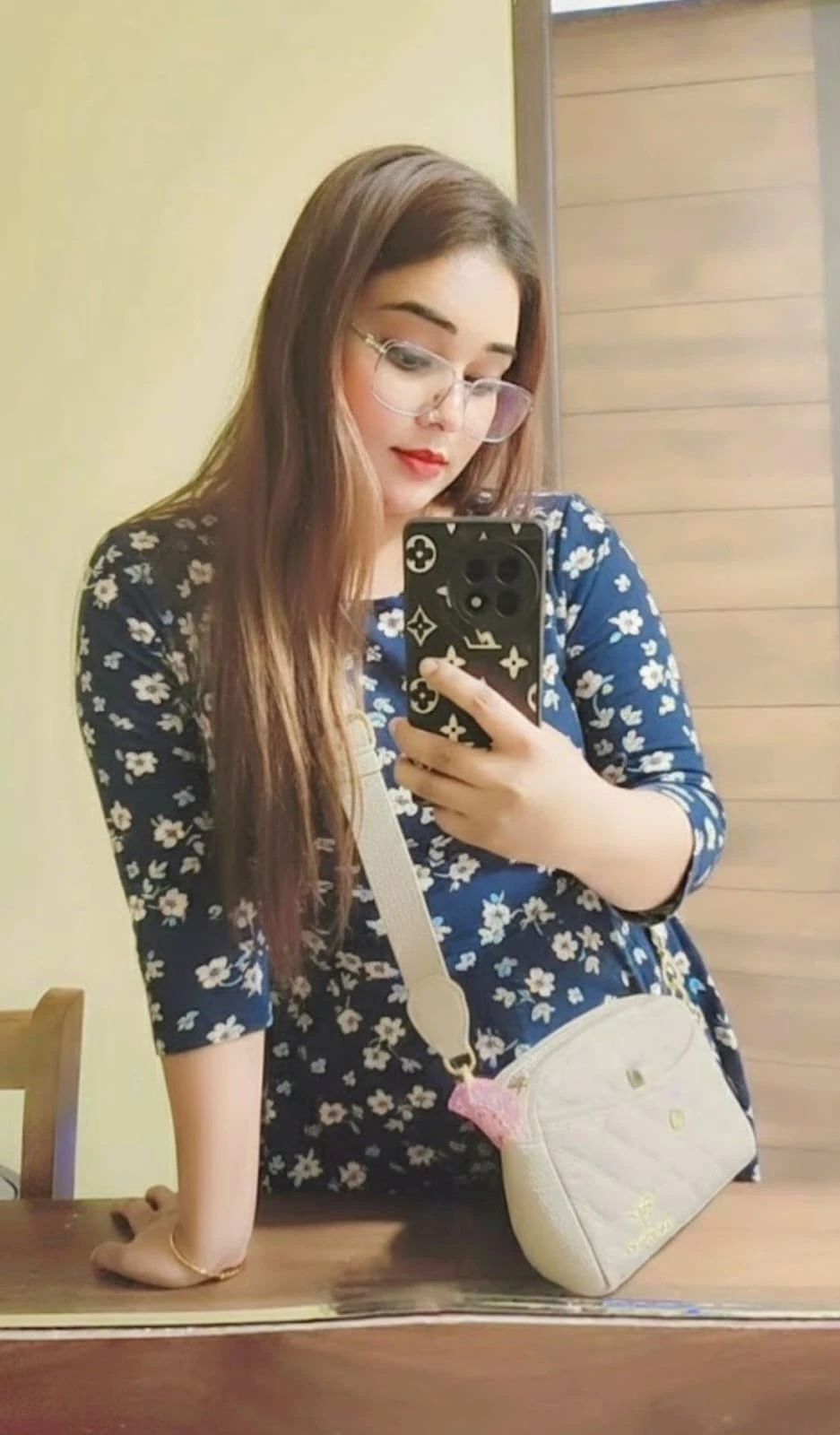 Call Me Sital – Indian escort in Mumbai — 8 / 11